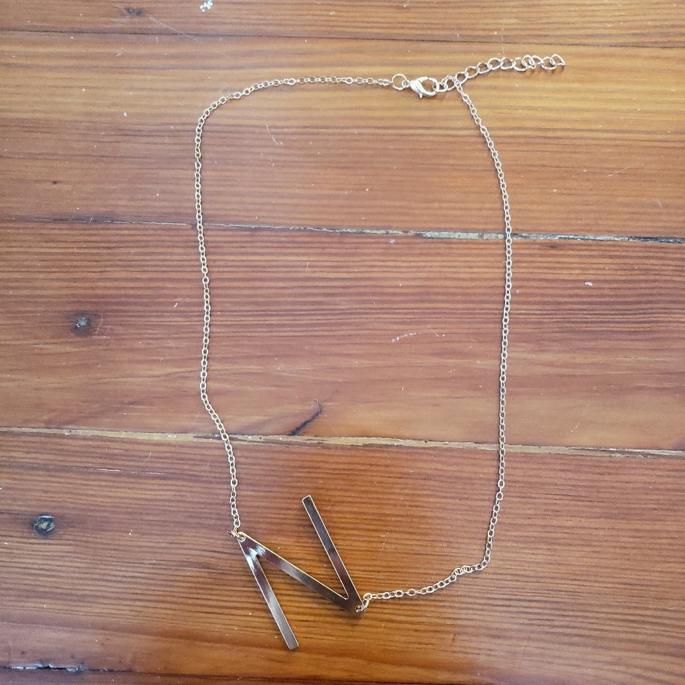 N inital necklace in gold